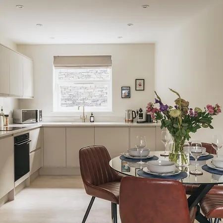 Aspen Suite, The Old Bank House