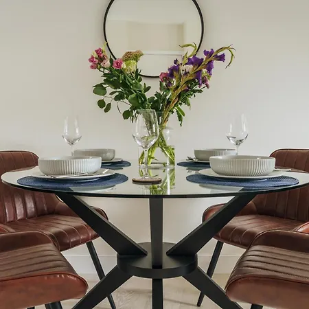 Aspen Suite, The Old Bank House Apartment Ambleside