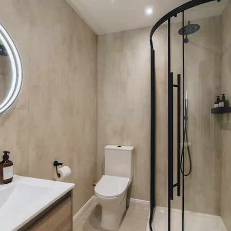 Aspen Suite, The Old Bank House